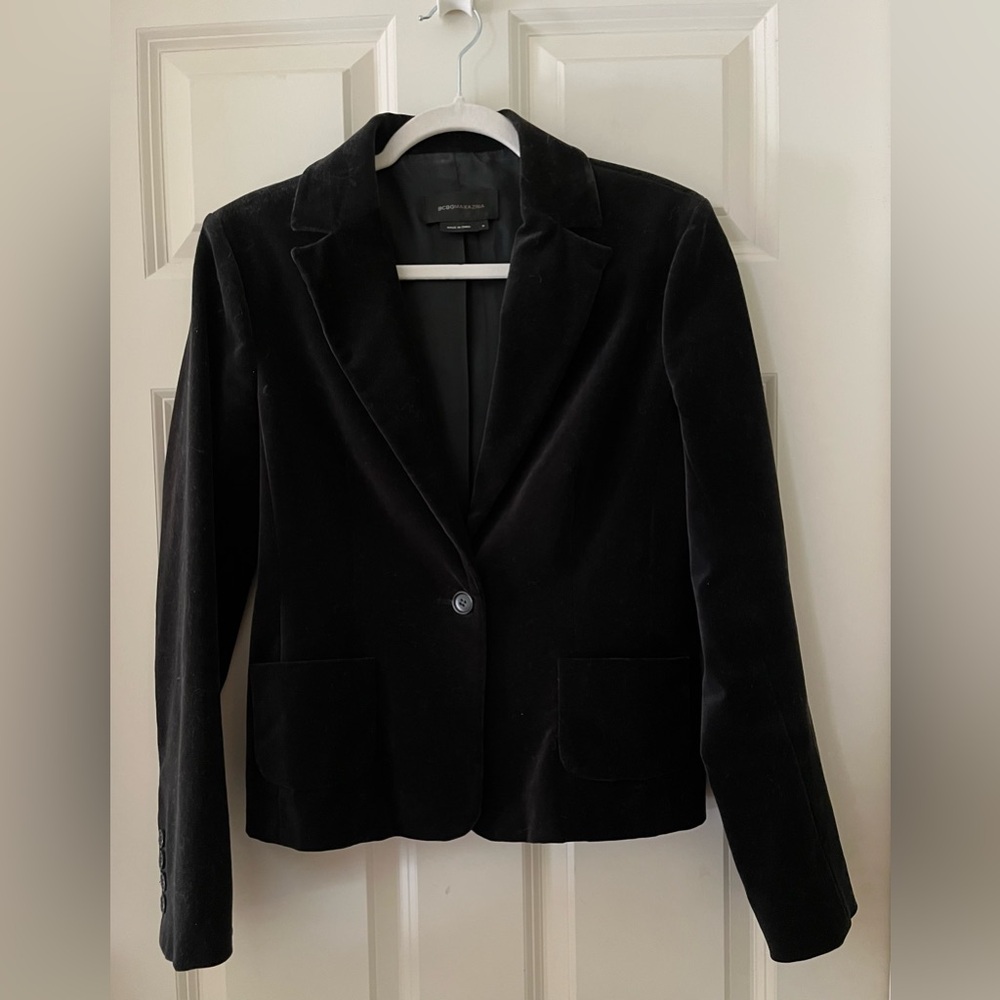 Women’s BCBGMaxAzria Black velvet shirt single button blazer jacket holiday 2